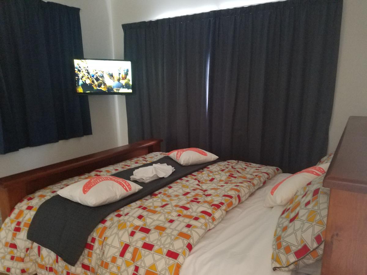 New Smart Home Nearby Plaza Auckland Exterior photo